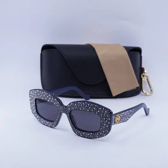 Loewe LW4114IS 90A Sunglasses Navy with Crystal Studs  display picture 2